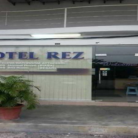 Rez Motel George Town Esterno foto